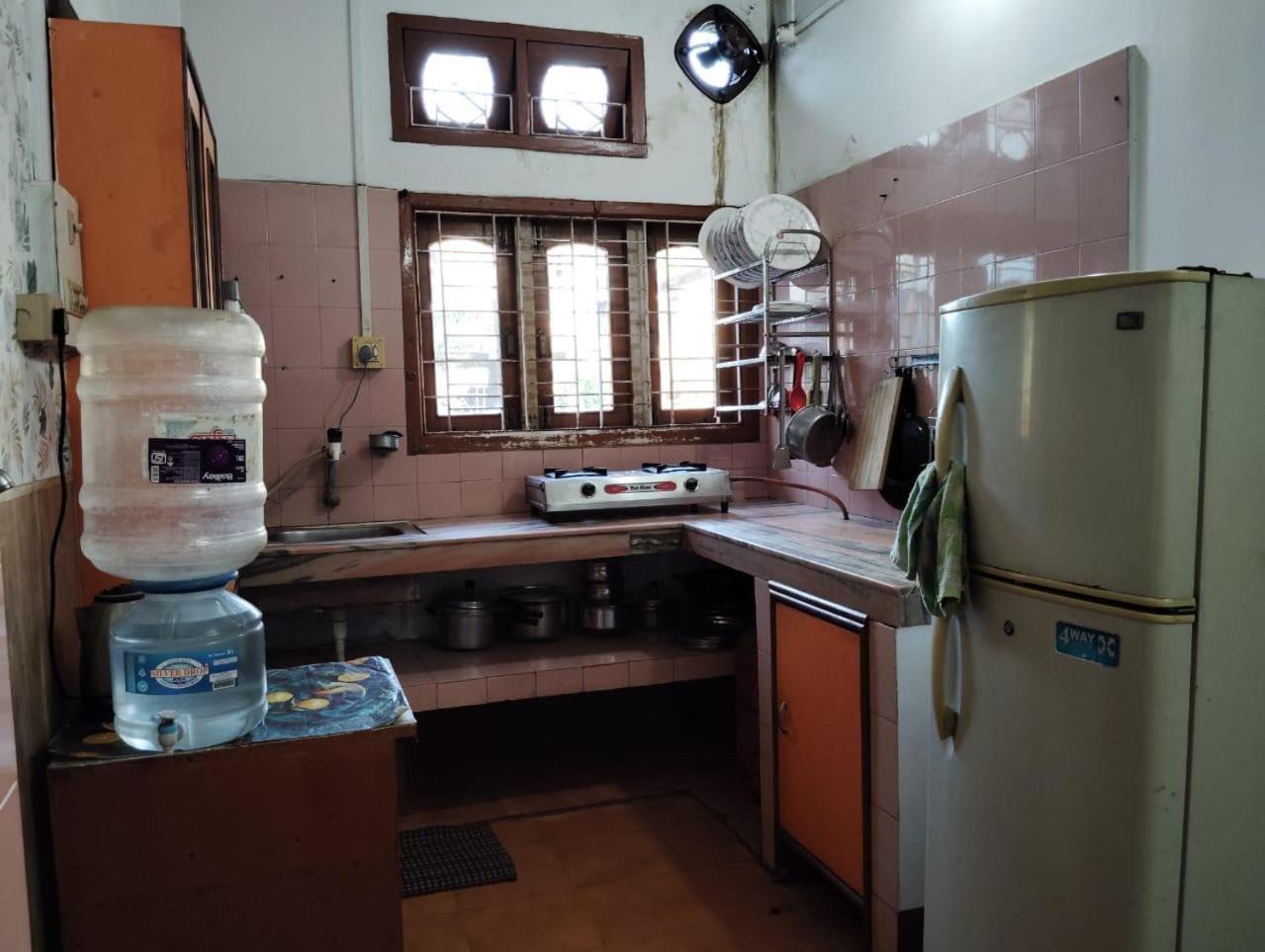 Amazing Homestay グワーハーティー エクステリア 写真