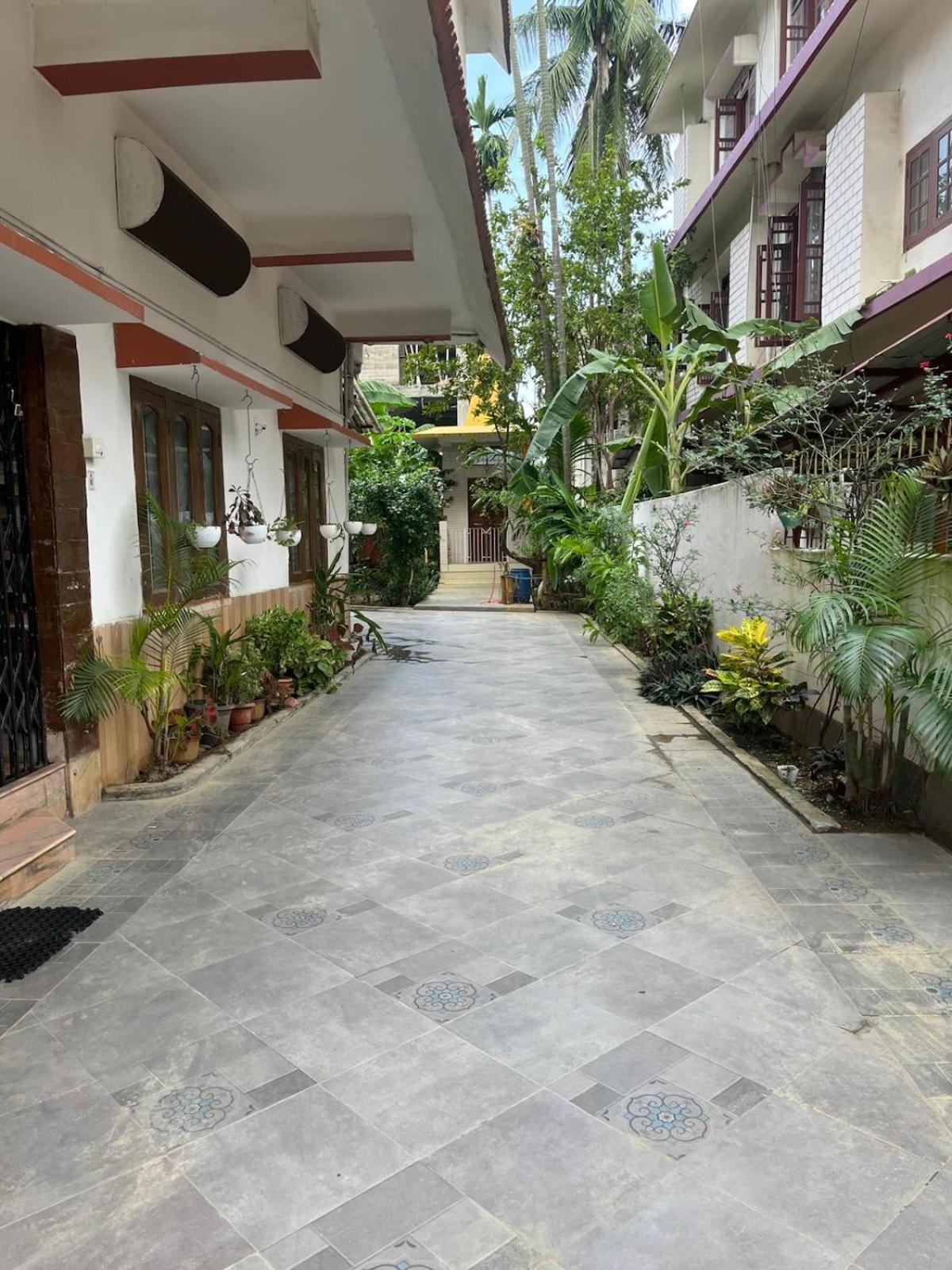 Amazing Homestay グワーハーティー エクステリア 写真