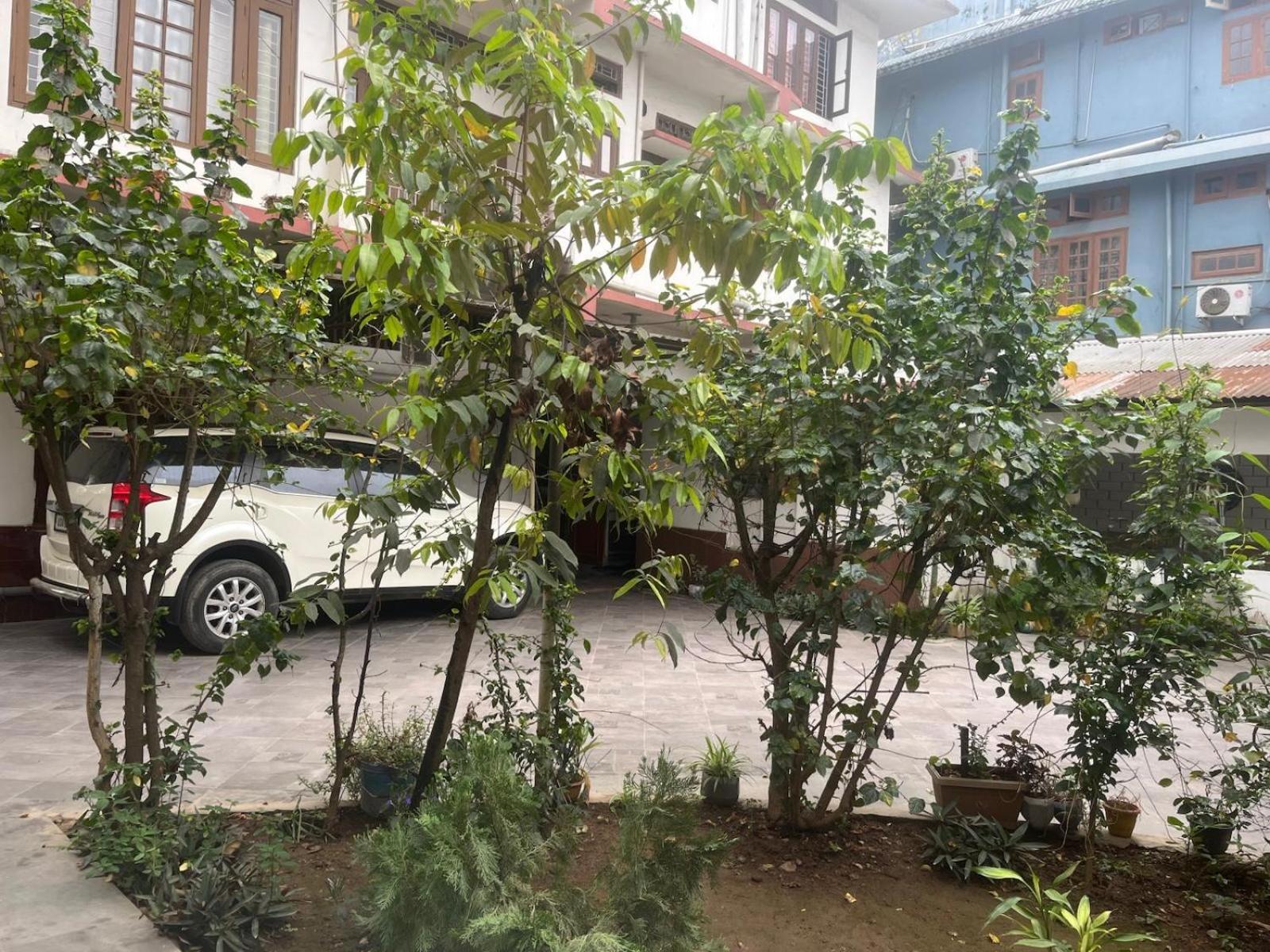 Amazing Homestay グワーハーティー エクステリア 写真