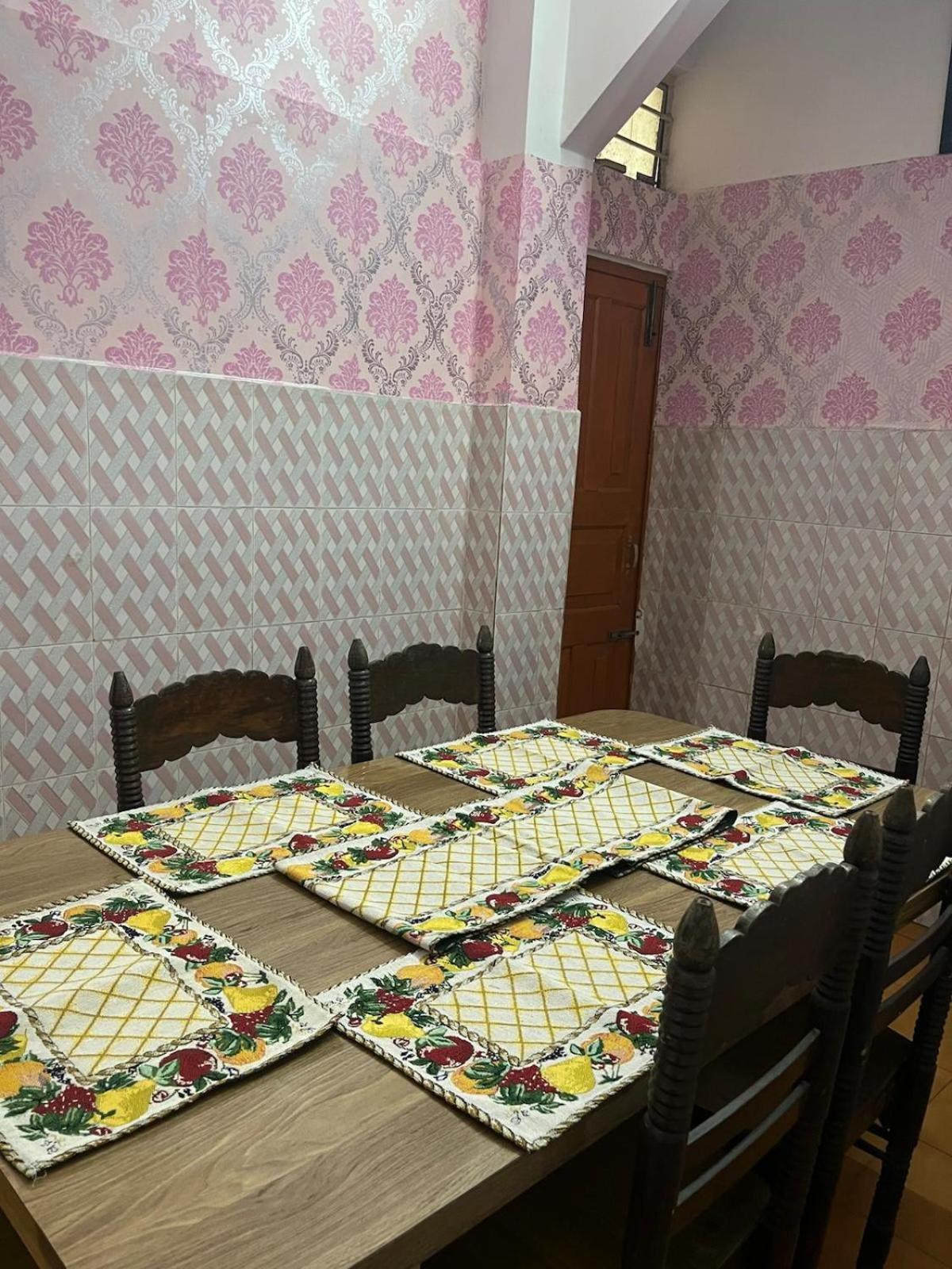 Amazing Homestay グワーハーティー エクステリア 写真