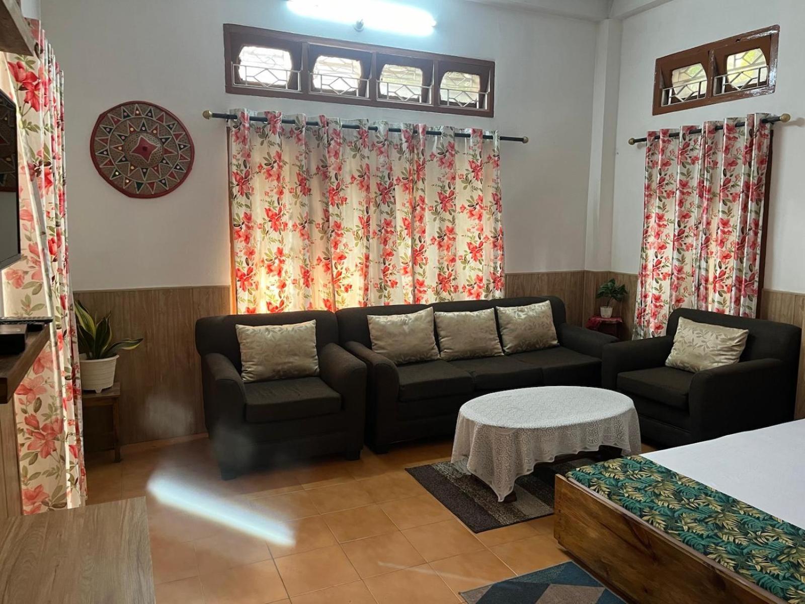 Amazing Homestay グワーハーティー エクステリア 写真