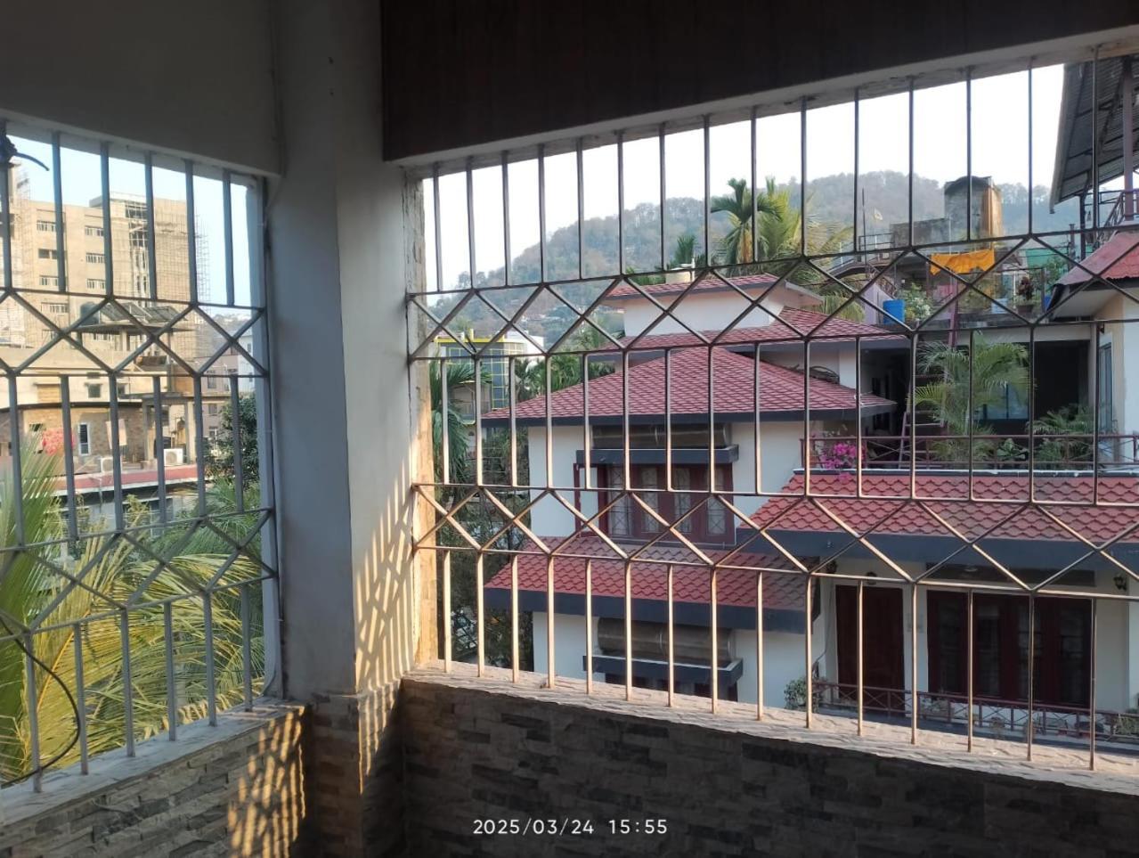 Amazing Homestay グワーハーティー エクステリア 写真